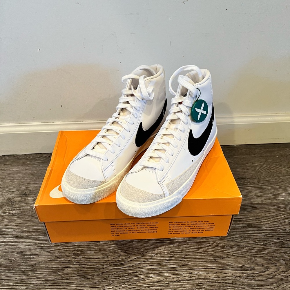 Nike Blazer Mids ‘77 VNTG
